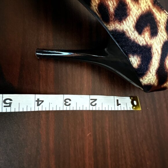 Carlos by Carlos Santana Women's Brown Black Cheetah Heels Roulette Pumps Size 8 - Picture 9 of 9